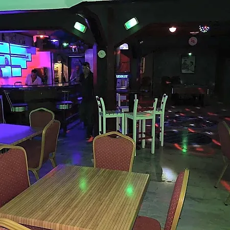 Roadhouse Boutik *